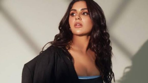 Samyuktha Menon : సినిమాలకు సంయుక్త బ్రేక్.. ఆ కారణంతోనే షాకింగ్ నిర్ణయం..! Samyuktha Menon : సినిమాలకు సంయుక్త బ్రేక్.. ఆ కారణంతోనే షాకింగ్ నిర్ణయం..!