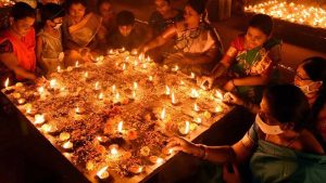 Karthika Masam 2025: కార్తీక మాసంలో ఇలా దీపారాధన చేస్తే.. అష్టకష్టాలు తొలగిపోతాయ్