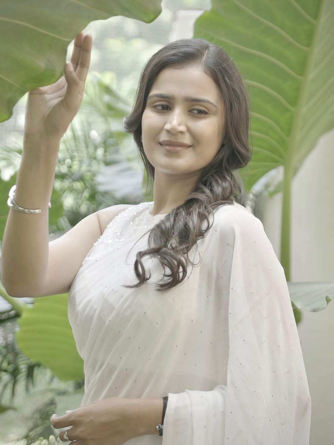 Actress Kavya Shree Photo Gallery