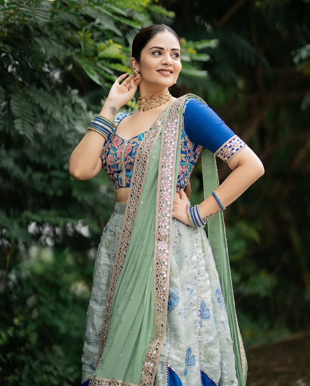 Actress Sree Mukhi Photo Gallery