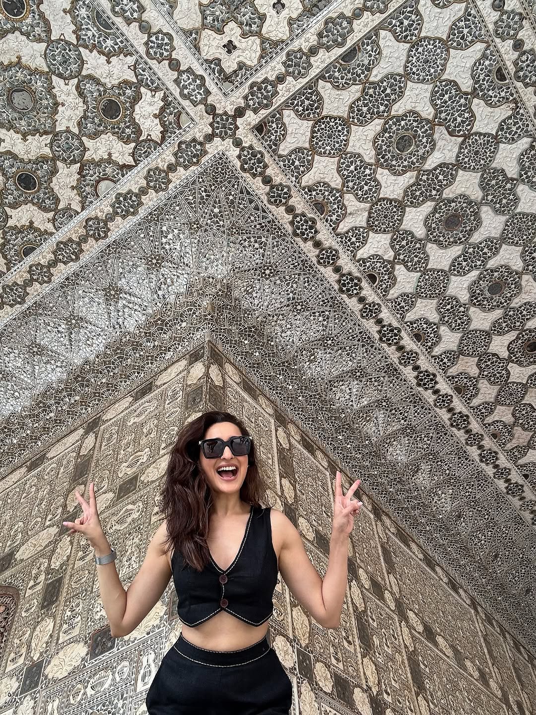 Actress Pragya Jaiswal Photo Gallery