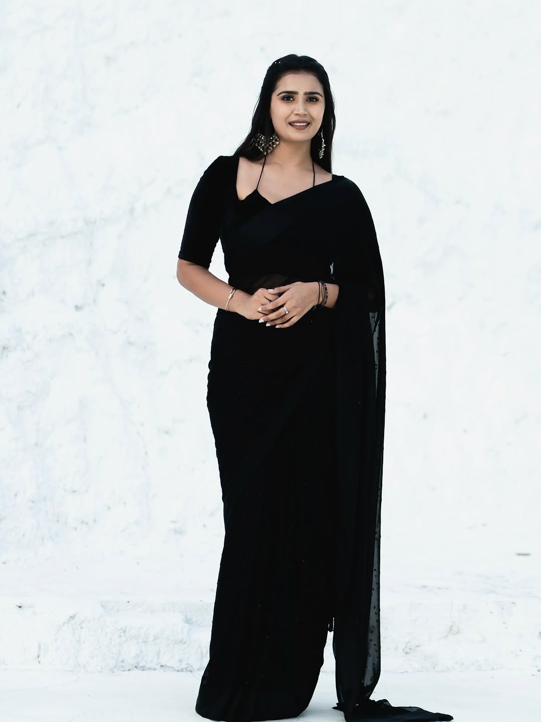 Actress Kavya Shree Photo Gallery