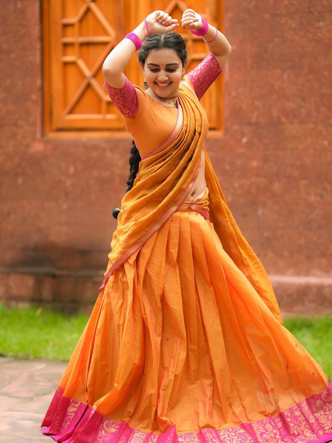 Actress Soniya Singh Photo Gallery