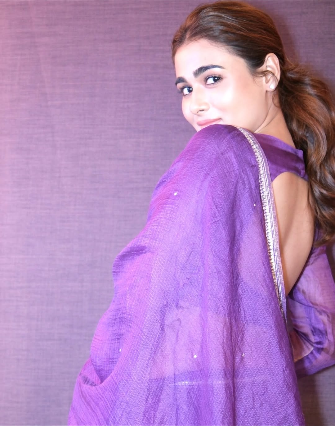Actress Shalini Pandey Photo Gallery