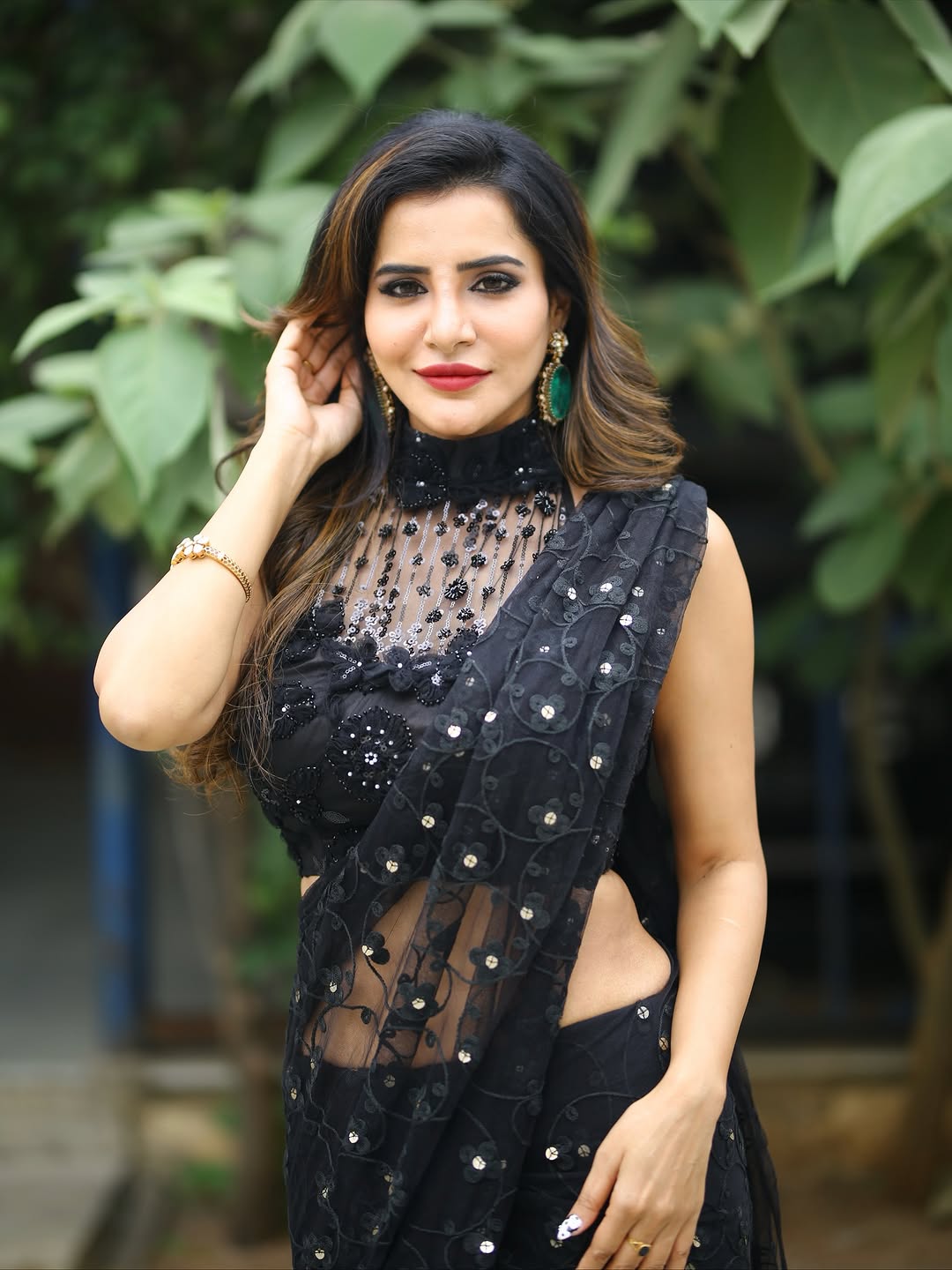 Ashu Reddy Photo Gallery