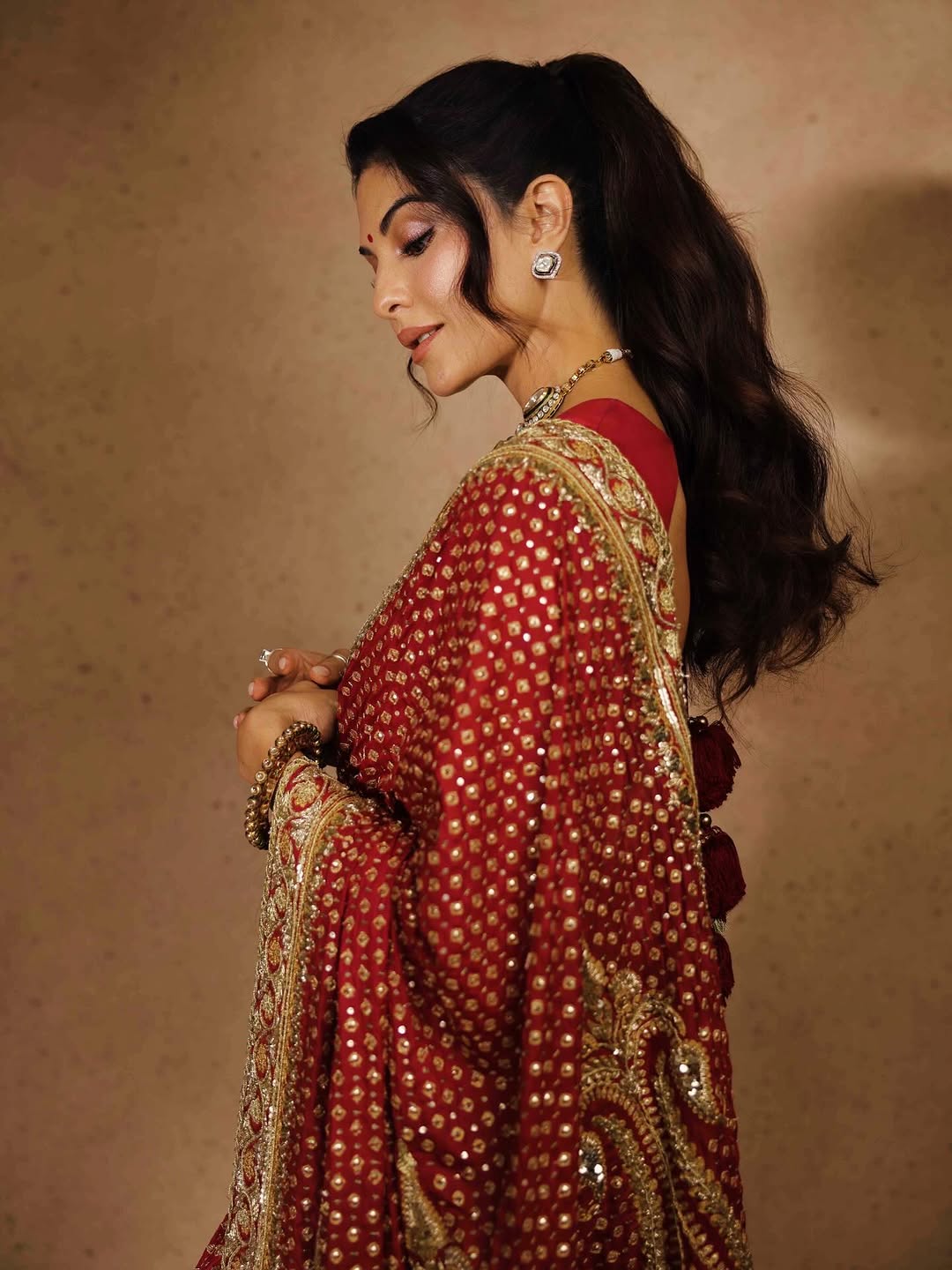Actress Jacqueline Fernandez Photo Gallery