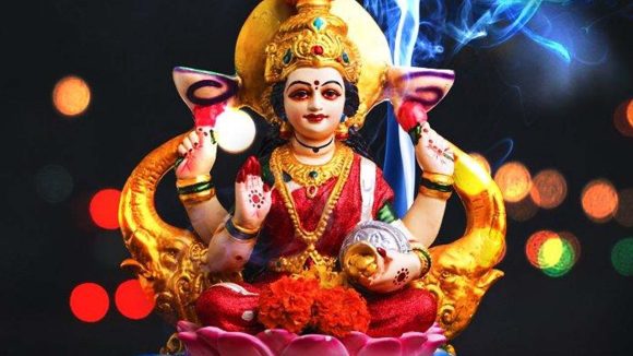 Diwali 2025: దీపావళికి ముందు ఈ సంకేతాలు కనిపిస్తే.. లక్ష్మీదేవి మీ ఇంటికి వస్తుందని అర్థం !