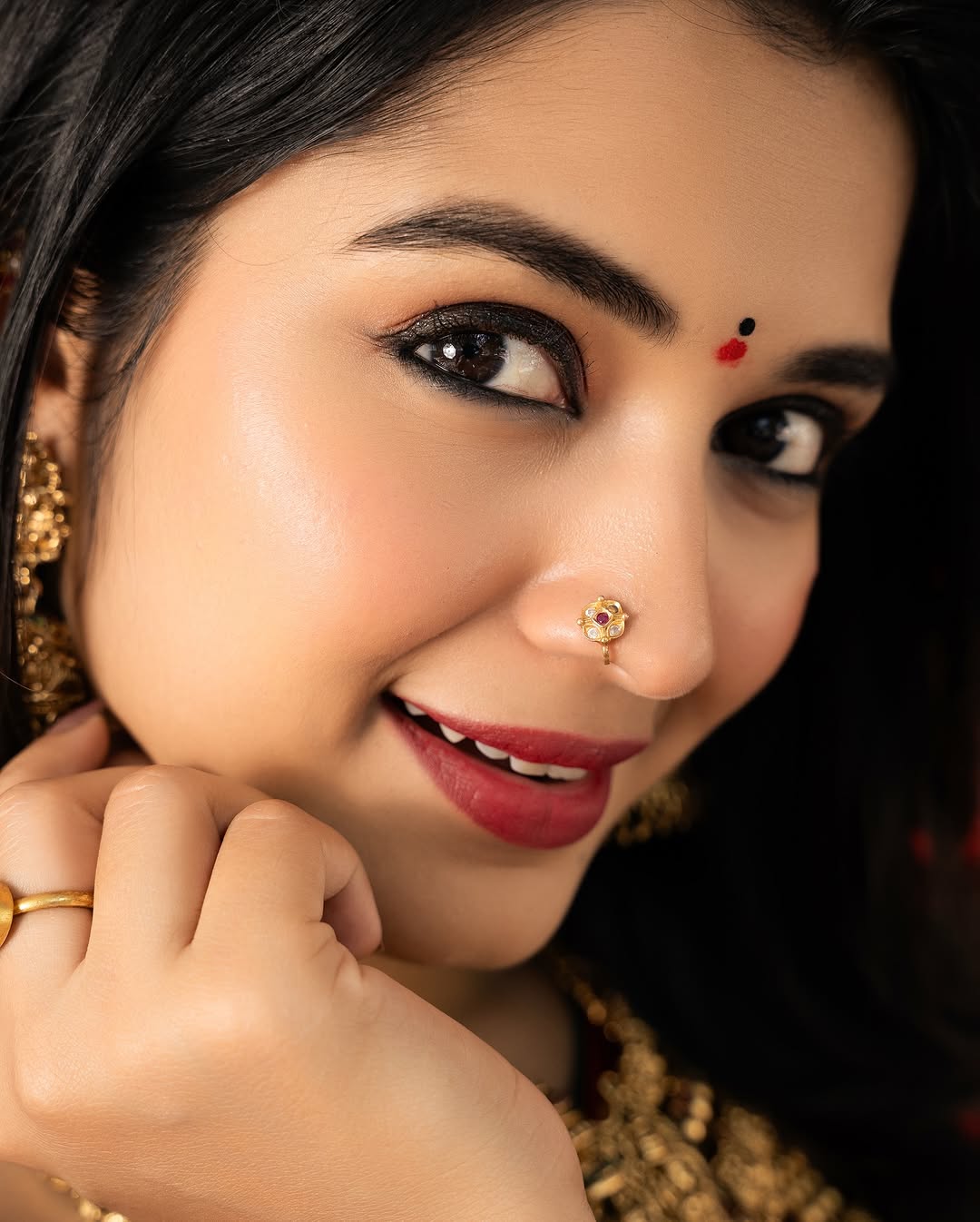 Actress Priyanka Jain Photo Gallery