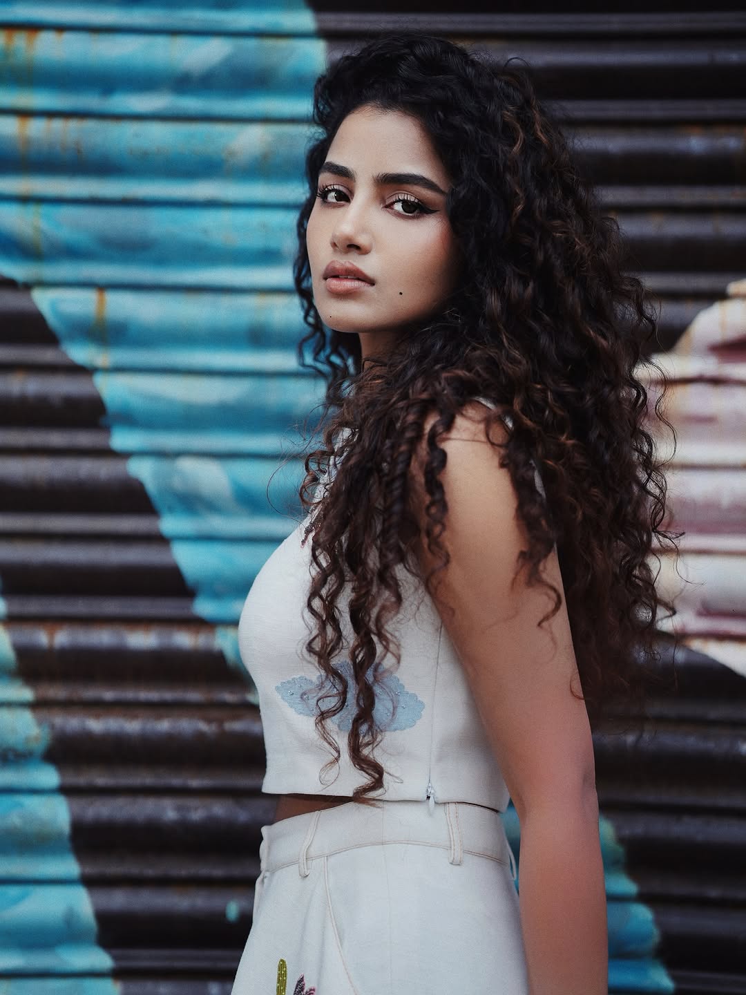 Anupama parameswaran (Source: Instragram) Actress Anupama parameswaran Photo Gallery