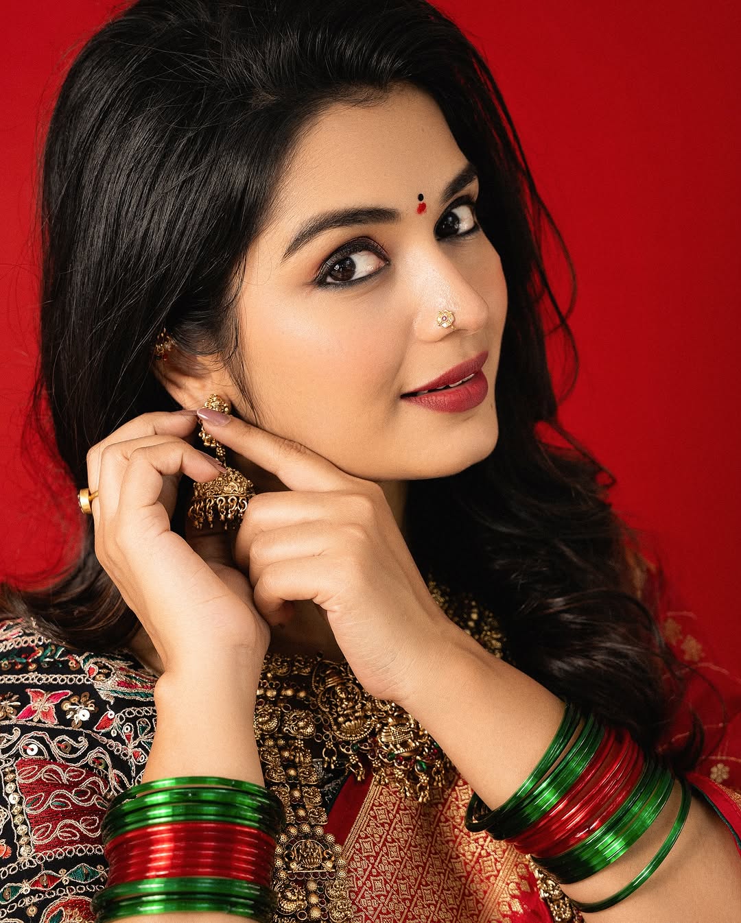 Actress Priyanka Jain Photo Gallery