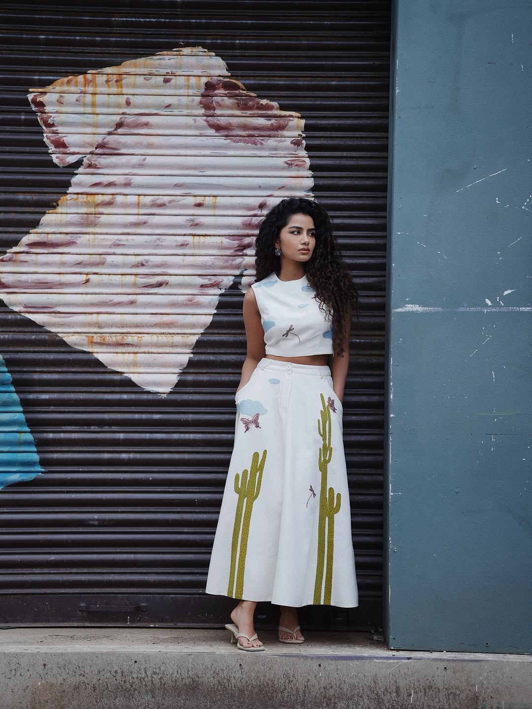 Anupama parameswaran (Source: Instragram) Actress Anupama parameswaran Photo Gallery