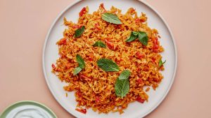 Tomato Pulao: క్షణాల్లోనే రెడీ అయ్యే టమాటో పులావ్.. తింటే మైమరచిపోతారు !