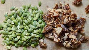 Figs Vs Pumpkin Seeds: అంజీర్ Vs గుమ్మడి గింజలు.. వేటితో ఎక్కువ ప్రయోజనాలు ?