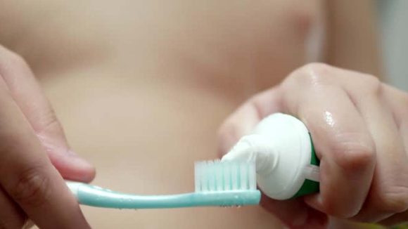 Blood Sugar: ఏంటీ.. టూత్ పేస్ట్‌‌తో షుగర్ పెరుగుతుందా ?