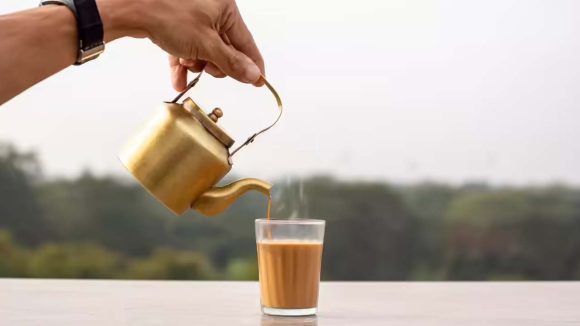 Tea: టీ తెగ తాగేస్తున్నారా ? ఇది తెలుసుకోకపోతే ప్రమాదమే !