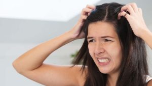 Dandruff: చుండ్రు ఎంతకీ తగ్గడం లేదా ? ఒక్కసారి ఈ టిప్స్ ట్రై చేసి చూడండి