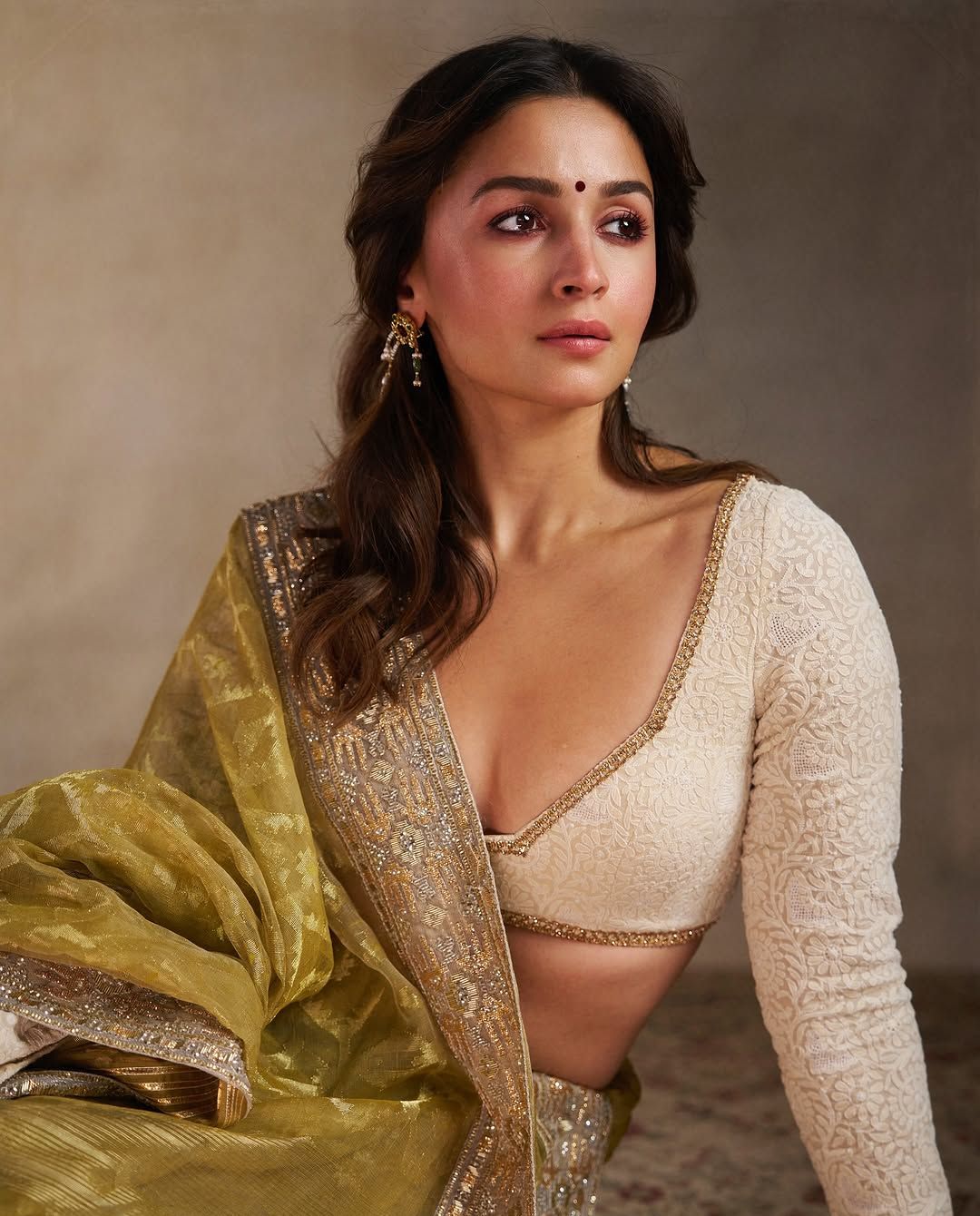 SMRIDHI IN ALIA