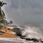 AP Cyclone Alert: ఆగ్నేయ బంగాళాఖాతంలో వాయుగుండం.. 27నాటికి తుపానుగా మారే అవకాశం.. ఈ జిల్లాల్లో భారీ వర్షాలు