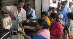 AP Govt: మొంథా తుపాను.. నవంబర్ రేషన్ నేటి నుంచి పంపిణీ, ఏపీ ప్రభుత్వం నిర్ణయం