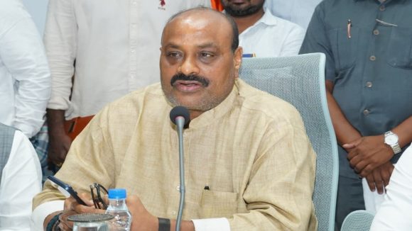 Minister Atchannaidu: నువ్వేం మాజీ సీఎం.. జగన్ పై మంత్రి అచ్చెన్నాయుడు ఫైర్.. లెక్కలతో కౌంటర్ Minister Atchannaidu: నువ్వేం మాజీ సీఎం.. జగన్ పై మంత్రి అచ్చెన్నాయుడు ఫైర్.. లెక్కలతో కౌంటర్