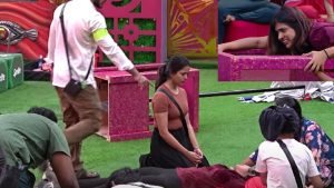 Bigg Boss 9 Promo: కెప్టెన్సీ టాస్క్.. రీతూ చౌదరికి ఏమైంది?