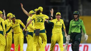 Aus vs Pak Women: వ‌ర‌ల్డ్ క‌ప్ లో పాకిస్థాన్ హ్యాట్రిక్ ఓట‌మి..వ‌ర‌ల్డ్ క‌ప్ నుంచి ఎలిమినేట్ ?