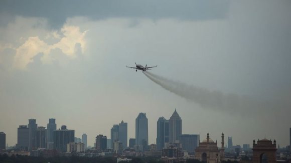 Cloud Seeding over Delhi: కృత్రిమ వర్షం కోసం క్లౌడ్ సీడింగ్ నిర్వహించిన ఢిల్లీ ప్రభుత్వం