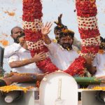 CM Revanth Reddy: స్వగ్రామానికి సీఎం రేవంత్ రెడ్డి.. గజమాలతో ఘనస్వాగతం