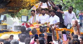 CM Revanth Reddy: స్వగ్రామానికి సీఎం రేవంత్ రెడ్డి.. గజమాలతో ఘనస్వాగతం