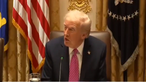 Trump on AFG vs PAK: పాక్-ఆఫ్ఘన్ యుద్ధం ఆపడం నాకు చాలా ఈజీ.. ట్రంప్ నోట మళ్లీ అదే మాట