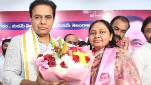 Jubilee Hills Bypoll: జూబ్లీహిల్స్ ఉప ఎన్నిక..  చిక్కుల్లో బీఆర్ఎస్ అభ్యర్థి సునీత, ఆపై కేసు నమోదు