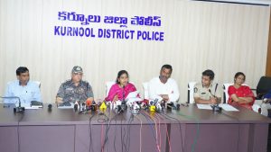 Kurnool Bus Accident: కర్నూలు బస్సు దగ్ధం ఘటన.. 16 బృందాలతో దర్యాప్తు.. రూ.5 లక్షలు ఎక్స్ గ్రేషియా ప్రకటన