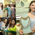 Ritika Nayak: జోరు పెంచిన మిరాయ్ బ్యూటీ.. ఘనంగా స్టోర్ లాంఛ్