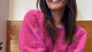 Raashii Khanna : క్యూట్ స్మైల్ తో కట్టిపడేస్తున్న రాశి.. స్టిల్స్ అదుర్స్..