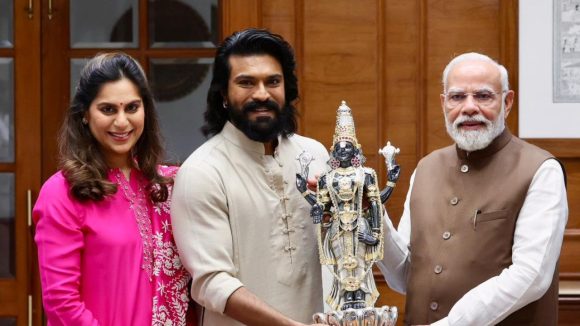 Ram Charan – PM Modi: ప్రధాని మోడిని కలిసి గ్లోబల్ స్టార్ రామ్ చరణ్… బహుమతి అందజేత