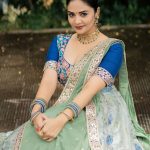 Sree Mukhi: కొంటె చూపులతో ఆకట్టుకుంటున్న శ్రీ ముఖి.. ఈ యాంగిల్ కూడా ఉందా?