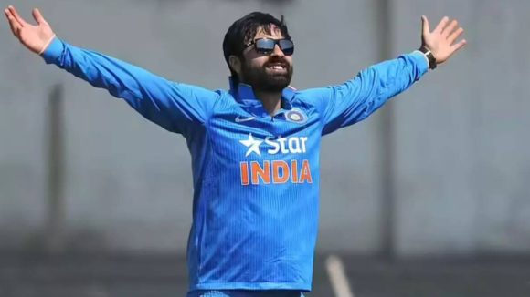 Parvez Rasool: టీమిండియా ఆల్ రౌండ‌ర్ రిటైర్మెంట్‌..రెండు మ్యాచ్ ల‌కే కెరీర్ క్లోజ్‌