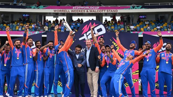 Team India: 6 బంతుల్లో 6 సిక్స‌ర్లు…20 బంతుల్లోనే సెంచ‌రీ, టీమిండియా ప్లేయ‌ర్ అరాచ‌కం..బౌల‌ర్ల‌కు న‌ర‌కం చూపించాడు!