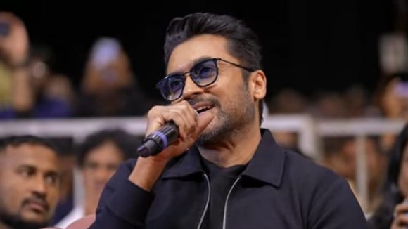 Mass jathara Pre Release: రవితేజ డైలాగ్ రిక్రియేట్ చేసిన సూర్య.. ఇరగదీసాడుగా? Mass jathara Pre Release: రవితేజ డైలాగ్ రిక్రియేట్ చేసిన సూర్య.. ఇరగదీసాడుగా?