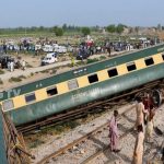 Pakistan Train Blast: పాకిస్థాన్‌లో పేలుళ్లు.. పట్టాలు తప్పిన రైలు