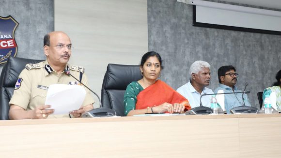 Telangana Maoist Surrender: ముగ్గురు మావోయిస్టులు లొంగిపోయారు-డీజీపీ