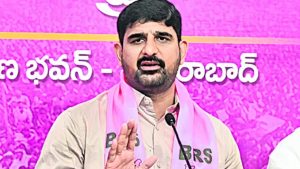 Padi Kaushik Reddy: అమ్మతోడు వెయ్యి మందితో దాడి చేస్తా.. సొంత పార్టీ నేతలకు పాడి కౌశిక్ రెడ్డి వార్నింగ్