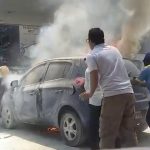 Fire Accident: పెట్రోల్‌ బంక్‌ వద్ద కారులో చెలరేగిన మంటలు.. భయంతో పరుగులు తీసిన జనాలు