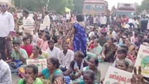 Fishermen Vs Police: హై టెన్షన్.. అనకాపల్లి హైవే క్లోజ్! మత్స్యకారులు  Vs పోలీసులు