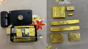 Gold Smuggling: హైదరాబాద్ శంషాబాద్ ఎయిర్ పోర్ట్⁬లో.. రూ. రెండున్నర కోట్ల బంగారం సీజ్