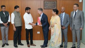 Telangana Pharma Hub: ఫార్మా రంగంలో మరో మైలురాయి.. హైదరాబాద్ నుంచే ప్రపంచ స్థాయి ఔషదాల తయారీ