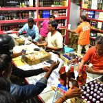 Liquor Sales: లిక్కర్ షాపులకు దసరా కిక్కు.. రికార్డ్ స్థాయిలో మద్యం అమ్మకాలు