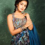 Anupama Parameswaran: అనుపమ స్టన్నింగ్‌ లుక్స్‌.. చూస్తే మతిపోవాల్సిందే!