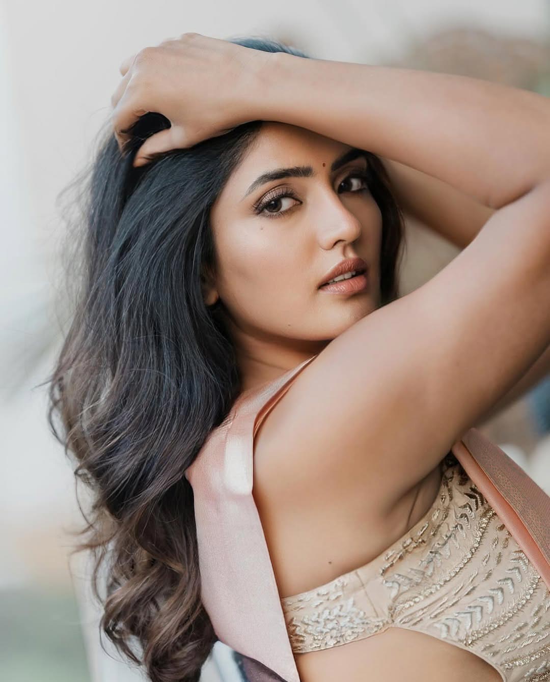 Eesha Rebba: ట్రేడిషనల్‌ లుక్‌తో మాయ చేస్తున్న తెలుగమ్మాయి ఈషా