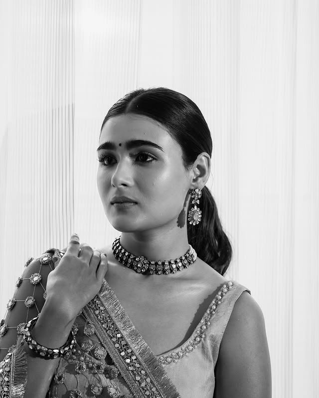 Shalini Pandey photo Gallery